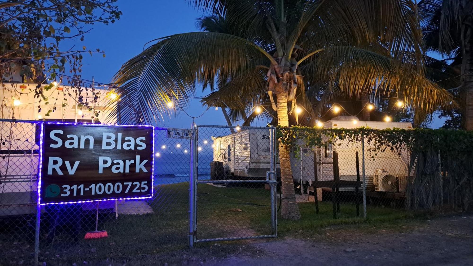 San Blas Rv Park Frente Al Mar *